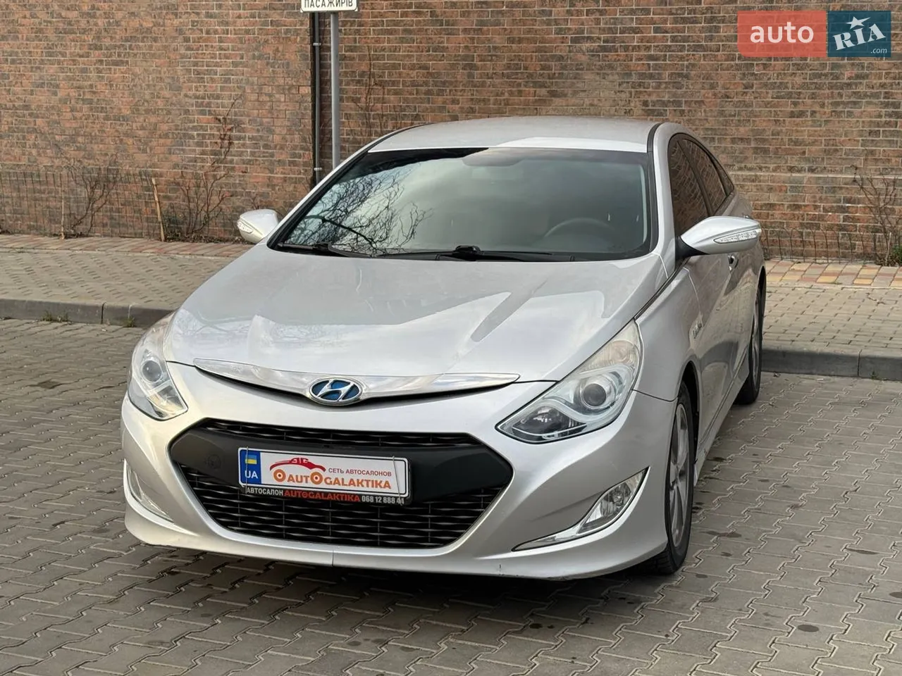 2012 Hyundai Sonata - мініатюра 12