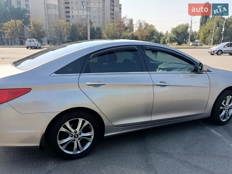 Hyundai Sonata 2010 VIN KMHEC41CBBA227259 фото оголошення 3 з 44