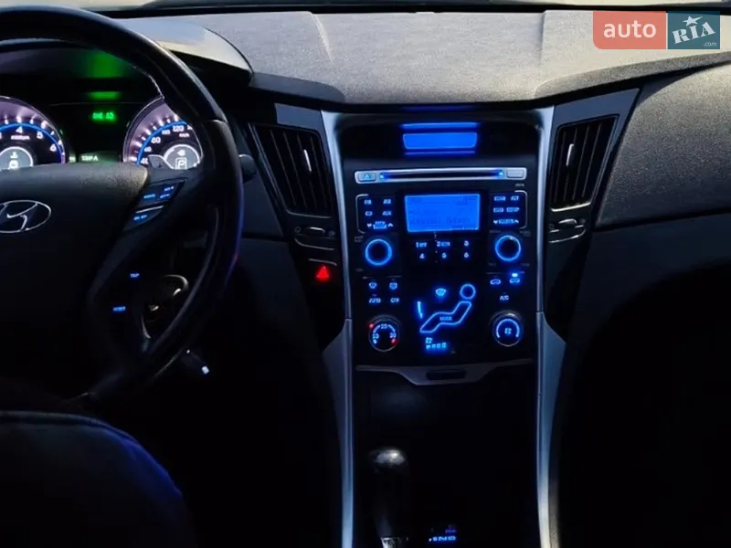 Hyundai Sonata 2010 VIN KMHEC41CBBA227259 фото оголошення 5 з 44