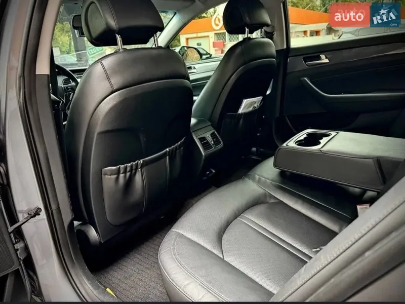 Hyundai Sonata 2016 VIN KMHE5411BHA053642 фото оголошення 4 з 46