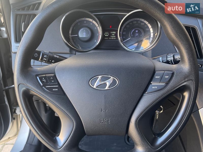 Седан Hyundai Sonata 2013 в Киеве фото 13 Седан Hyundai Sonata 2013 в Киеве