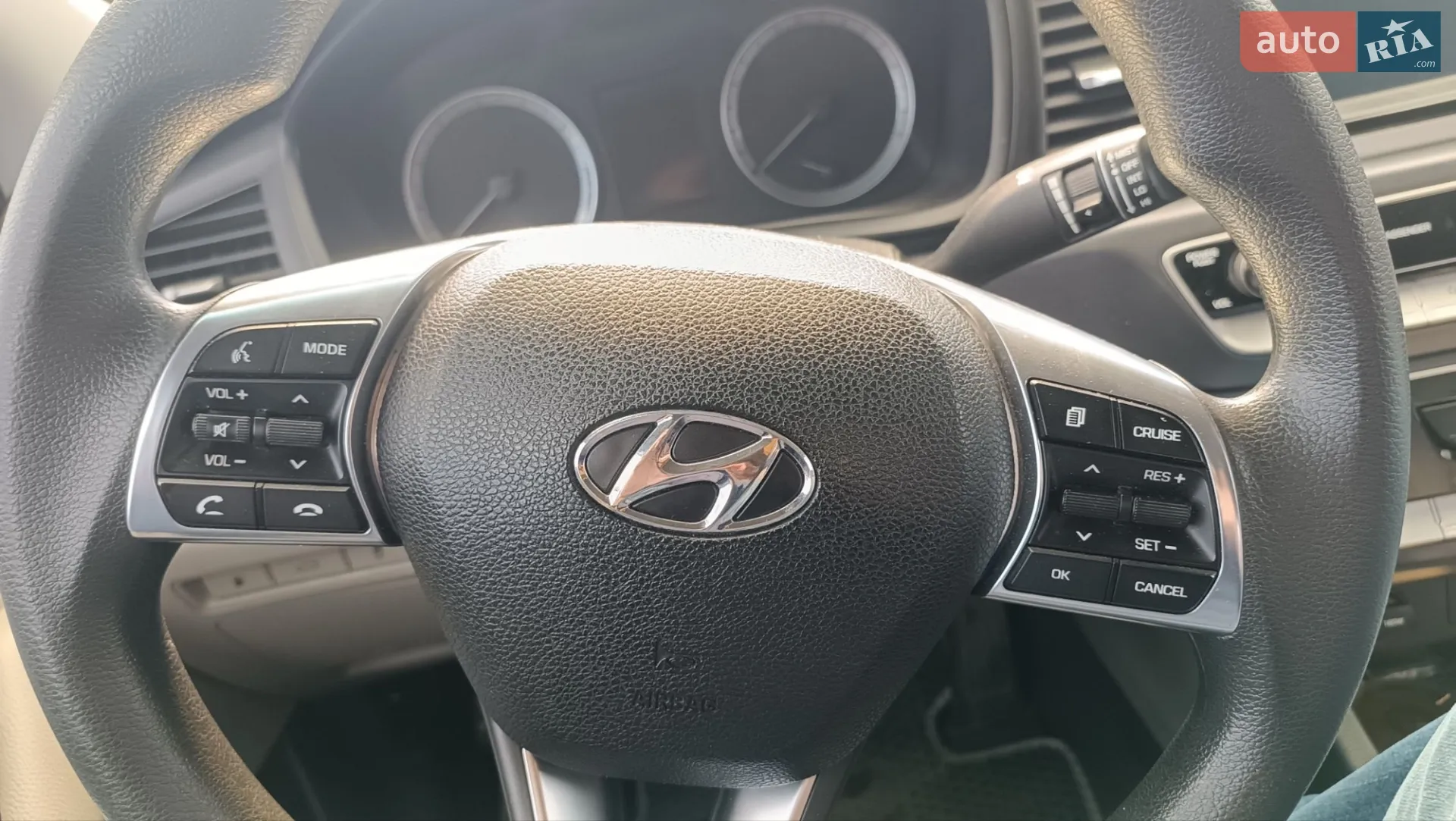 2017 Hyundai Sonata - мініатюра 40