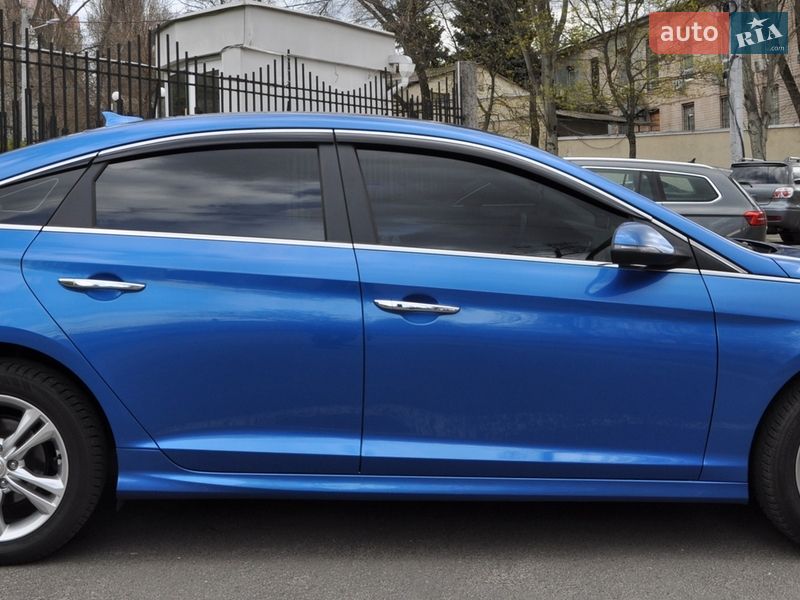 Седан Hyundai Sonata 2017 в Одессе