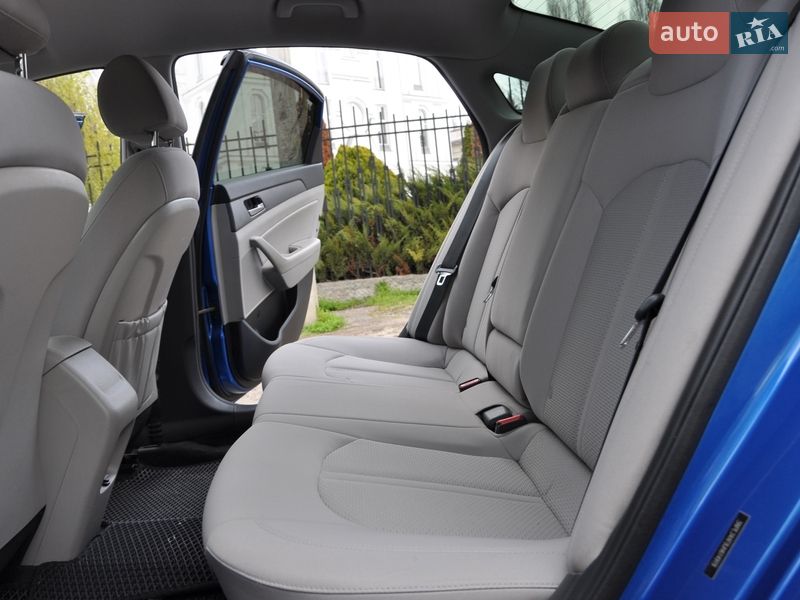 Седан Hyundai Sonata 2017 в Одессе