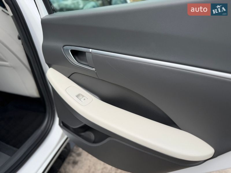 Седан Hyundai Sonata 2024 в Киеве фото 28 Седан Hyundai Sonata 2024 в Киеве