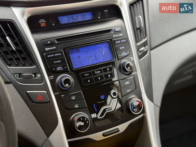 Седан Hyundai Sonata 2012 в Кривом Роге