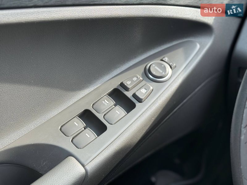 Седан Hyundai Sonata 2012 в Кривом Роге