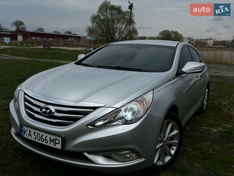 Hyundai Sonata 2013