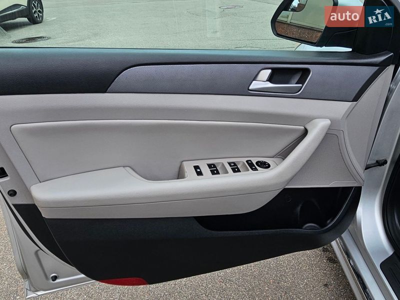 Седан Hyundai Sonata 2015 в Киеве фото 24 Седан Hyundai Sonata 2015 в Киеве