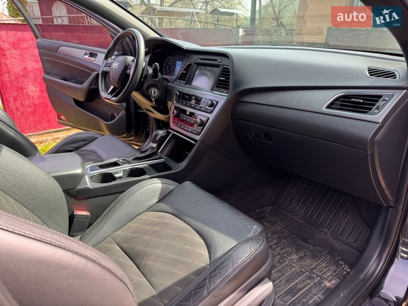 Седан Hyundai Sonata 2017 в Отынии