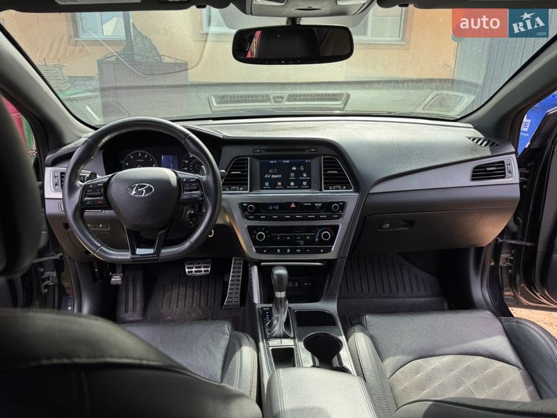 Седан Hyundai Sonata 2017 в Отынии