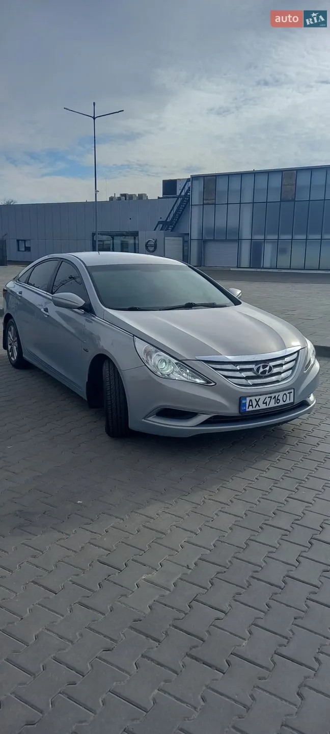 2011 Hyundai Sonata - мініатюра 24