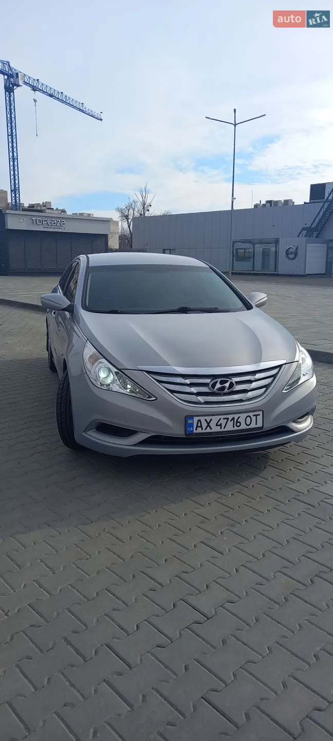 2011 Hyundai Sonata - мініатюра 29