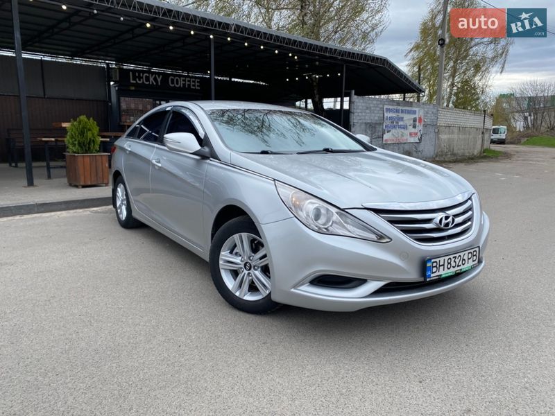 Седан Hyundai Sonata 2014 в Чернигове фото Седан Hyundai Sonata 2014 в Чернигове