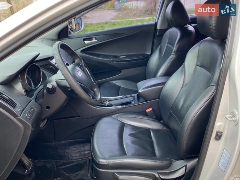 Седан Hyundai Sonata 2014 в Чернигове фото 38 Седан Hyundai Sonata 2014 в Чернигове