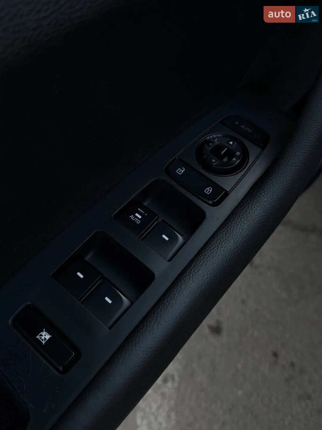 2014 Hyundai Sonata - мініатюра 13