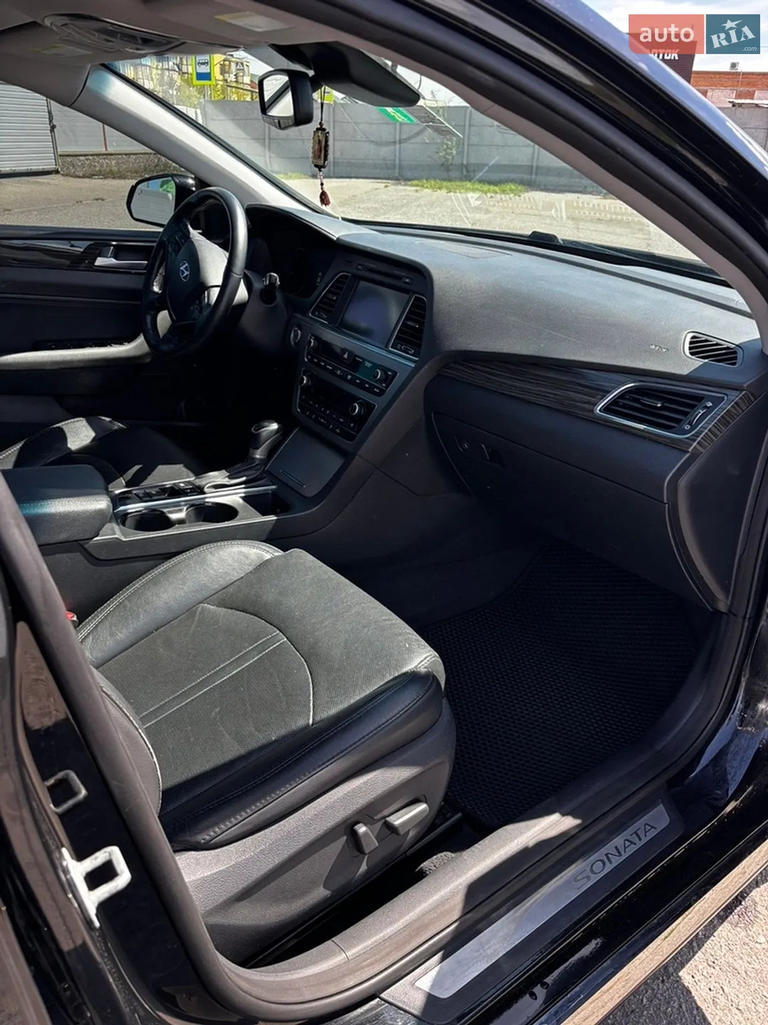 2015 Hyundai Sonata - мініатюра 18