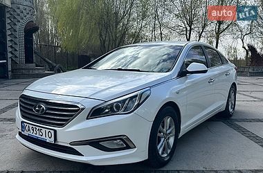 Седан Hyundai Sonata 2016 в Киеве
