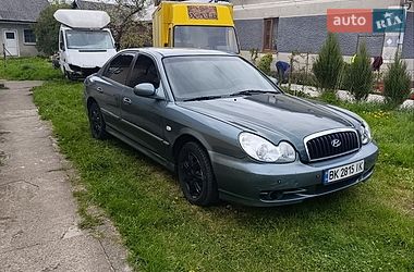 Седан Hyundai Sonata 2002 в Калуше