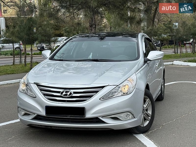 Hyundai Sonata 2013