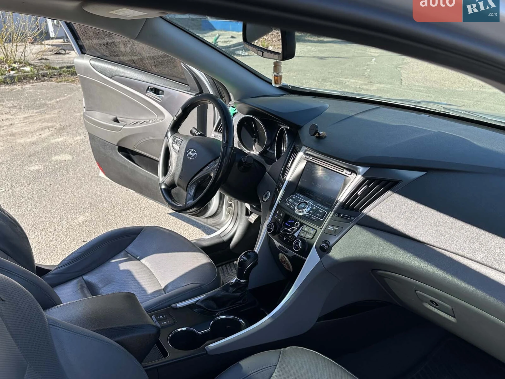 2013 Hyundai Sonata - мініатюра 32