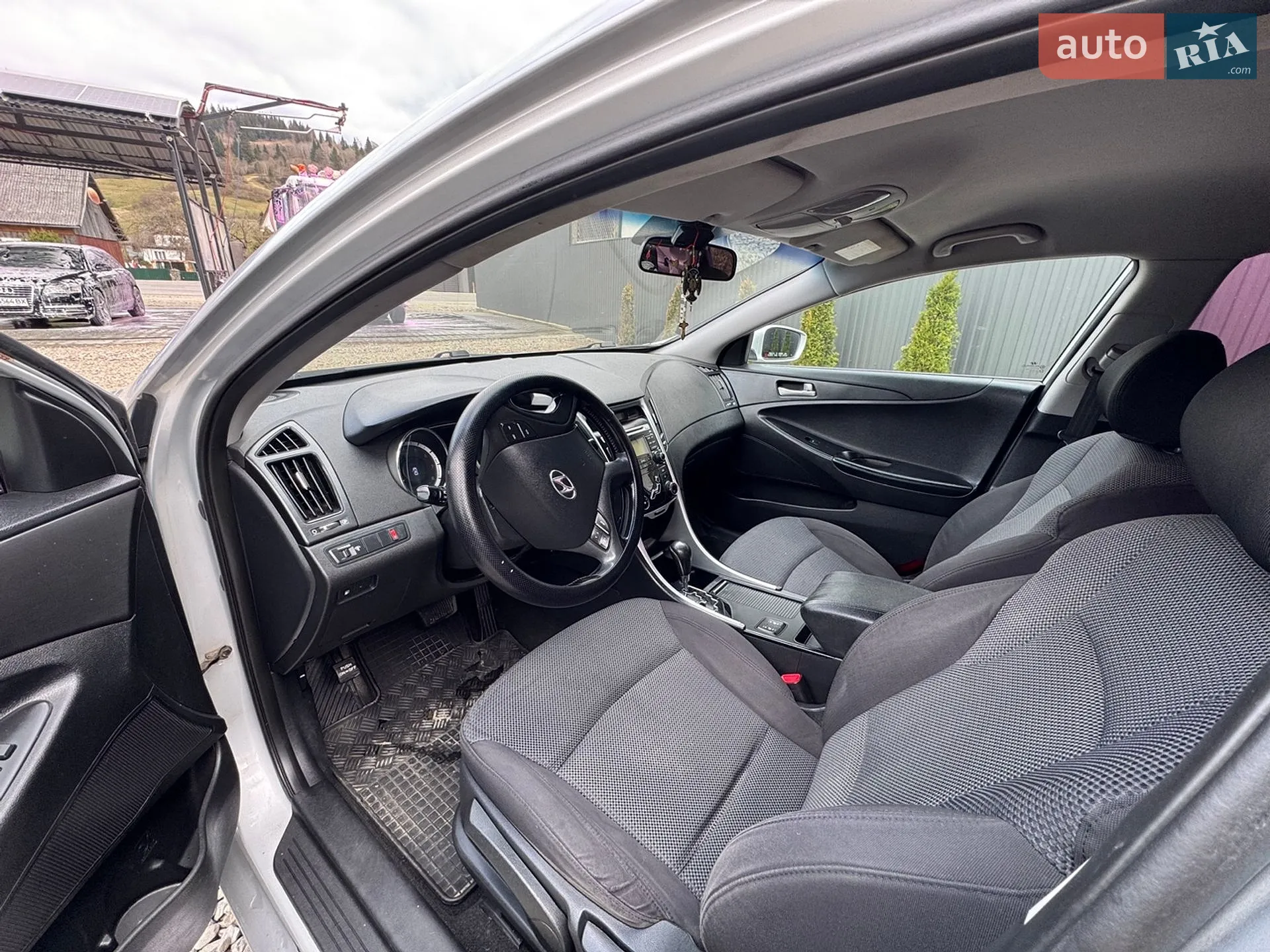 2010 Hyundai Sonata - мініатюра 7