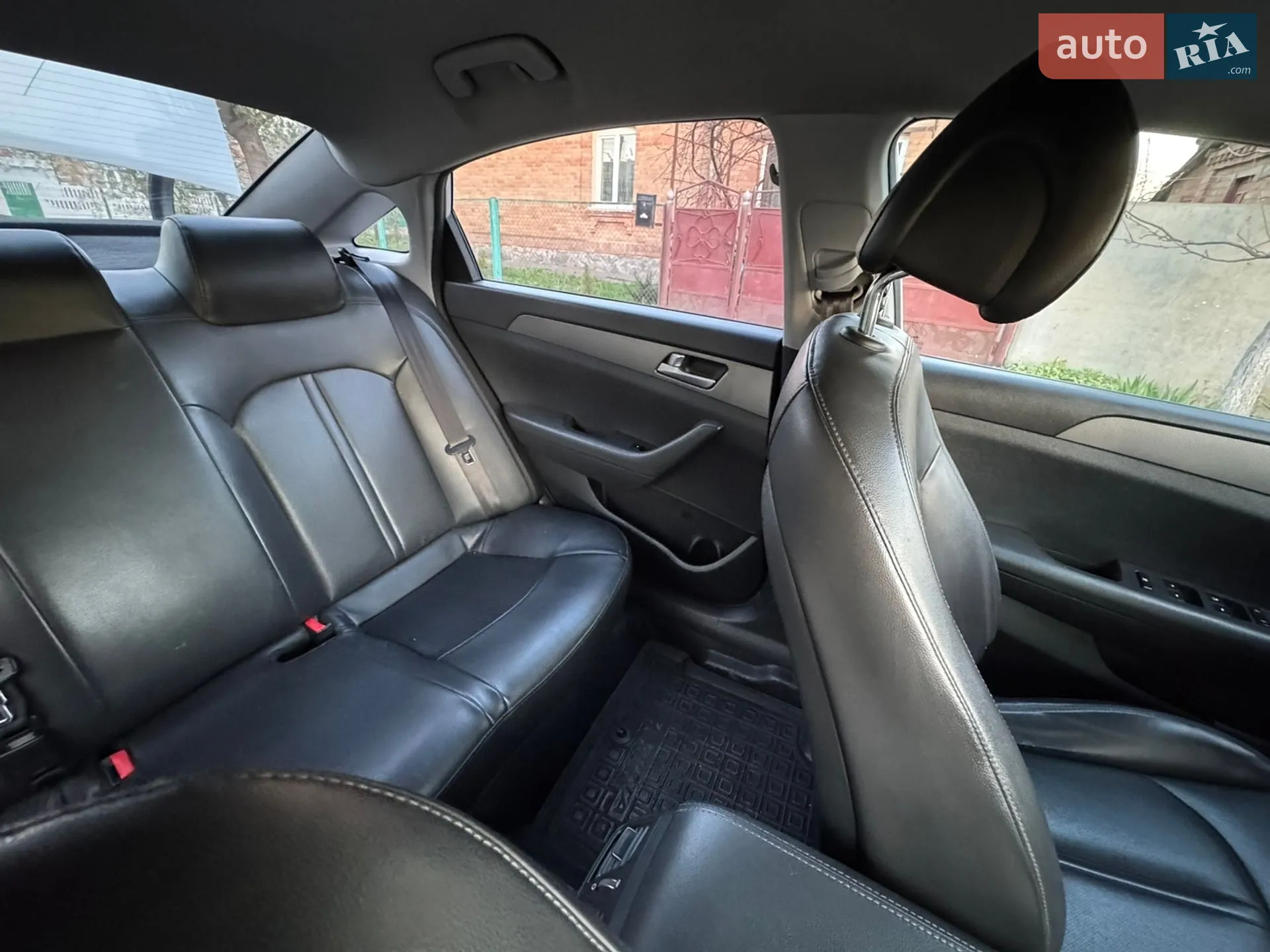 2015 Hyundai Sonata - мініатюра 26