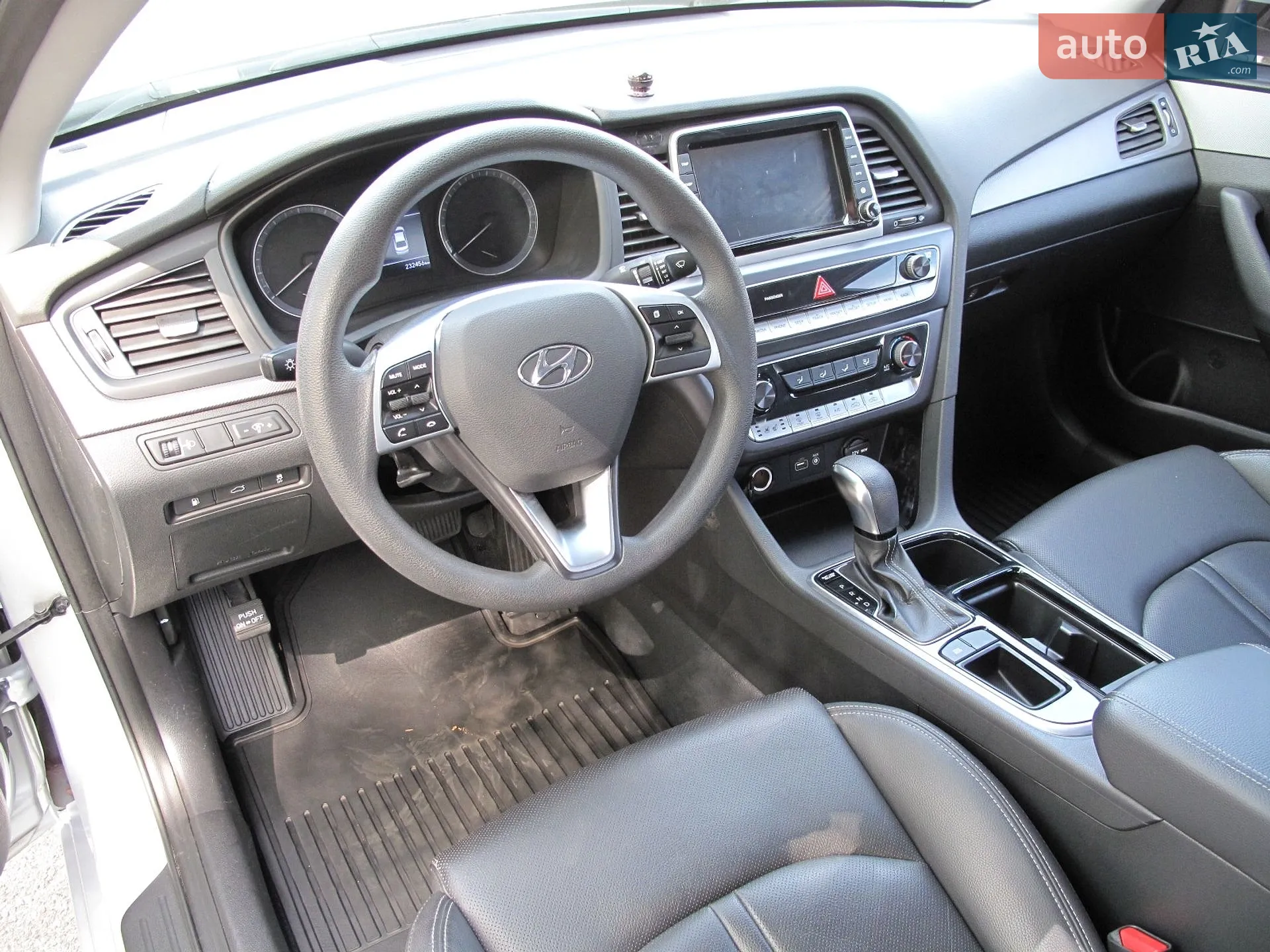 2018 Hyundai Sonata - мініатюра 27