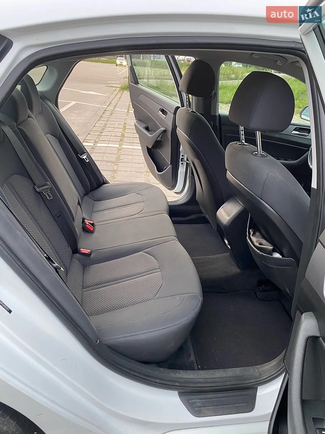 2017 Hyundai Sonata - мініатюра 21