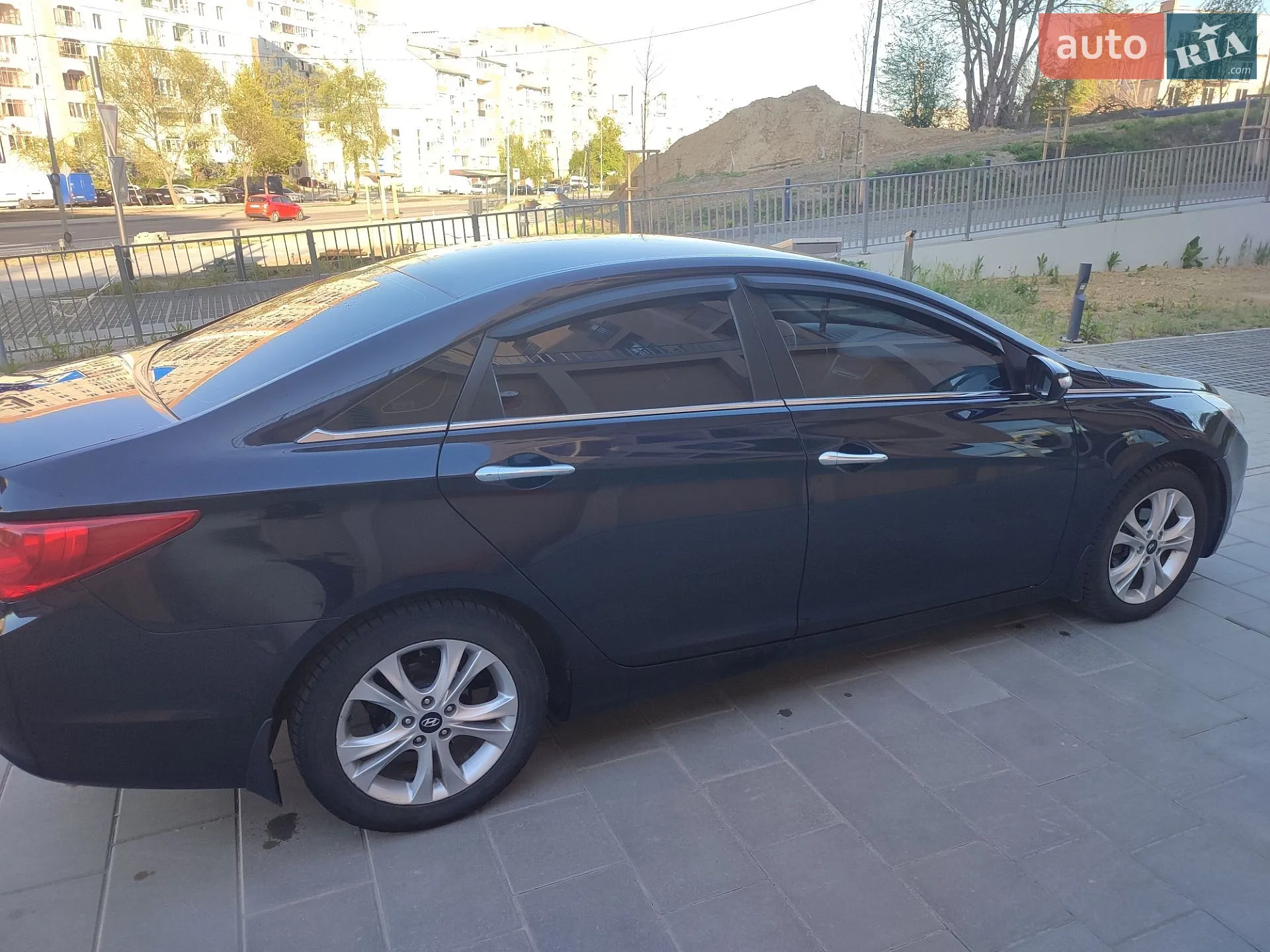 2010 Hyundai Sonata - мініатюра 5