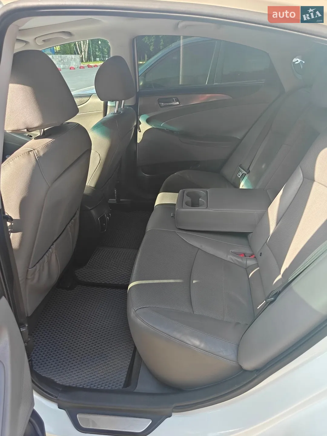 2012 Hyundai Sonata - мініатюра 9