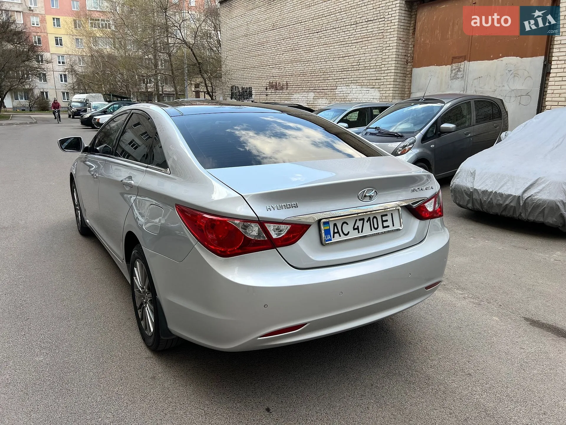 2011 Hyundai Sonata - мініатюра 16