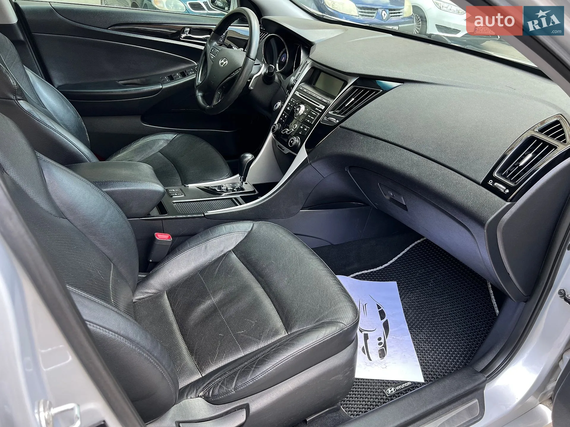 2011 Hyundai Sonata - мініатюра 24