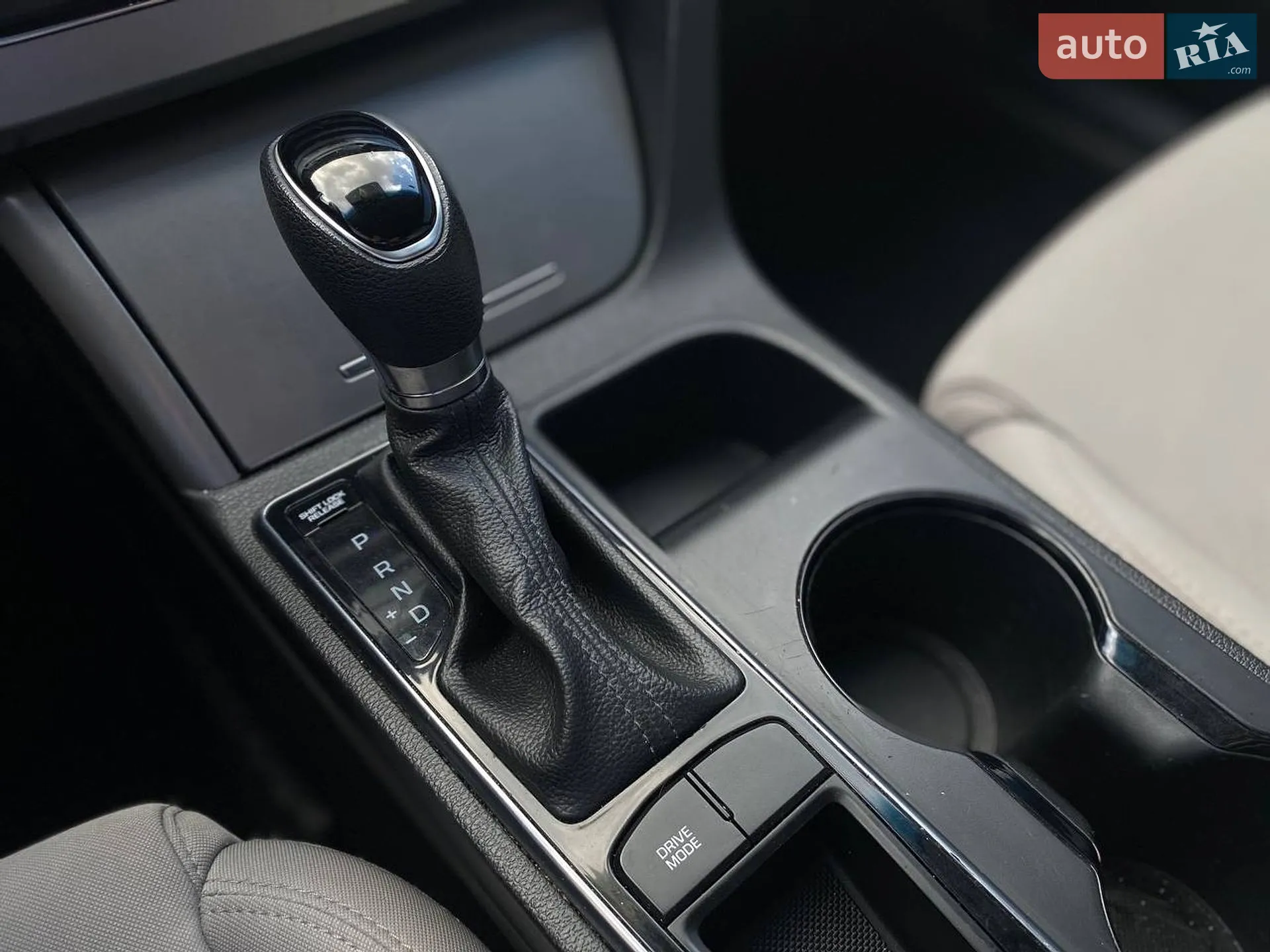 2017 Hyundai Sonata - мініатюра 36