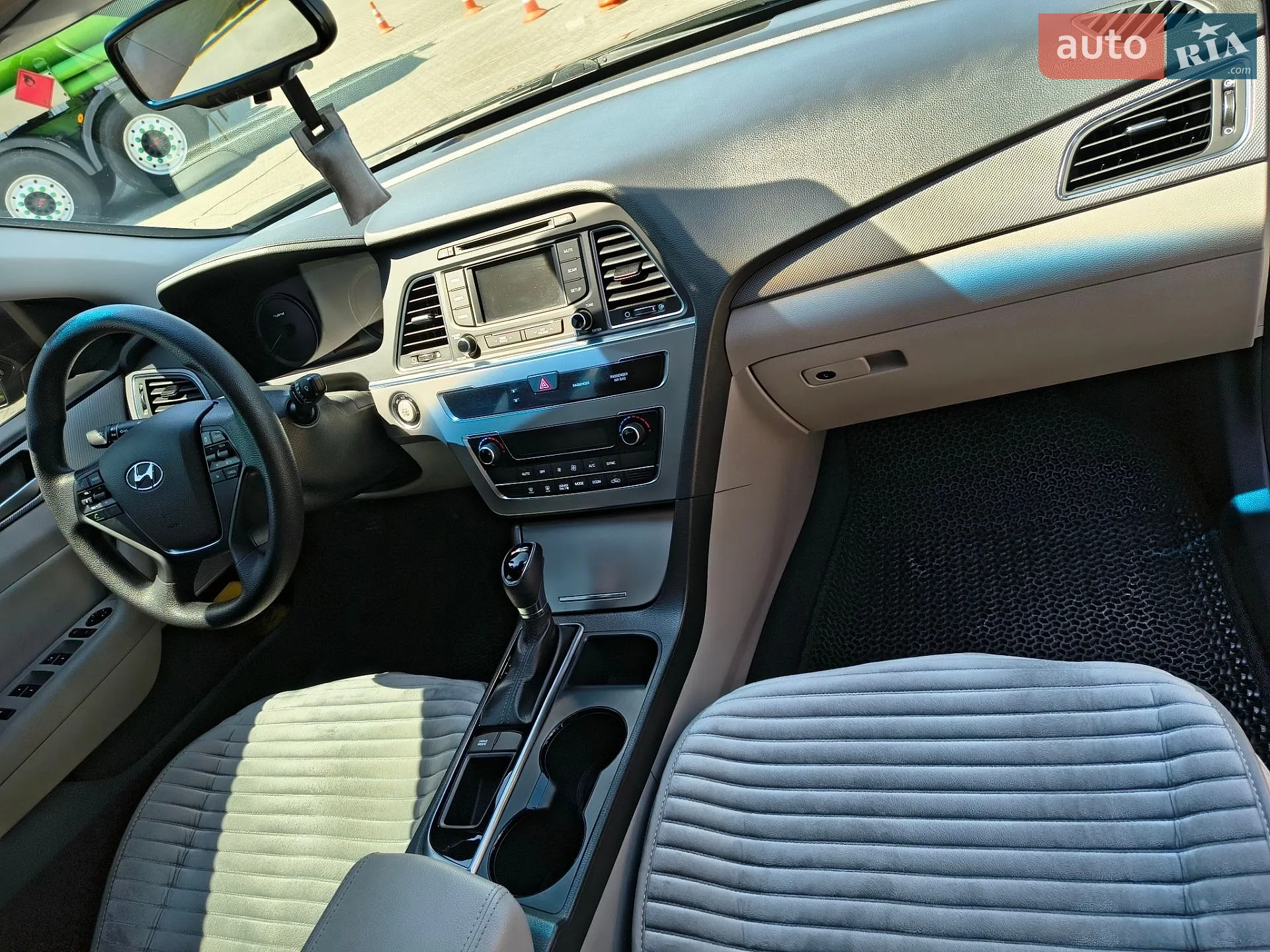 2015 Hyundai Sonata - мініатюра 20