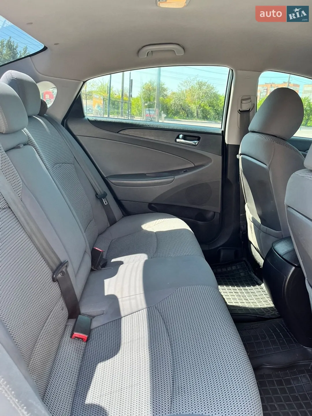 2010 Hyundai Sonata - мініатюра 7