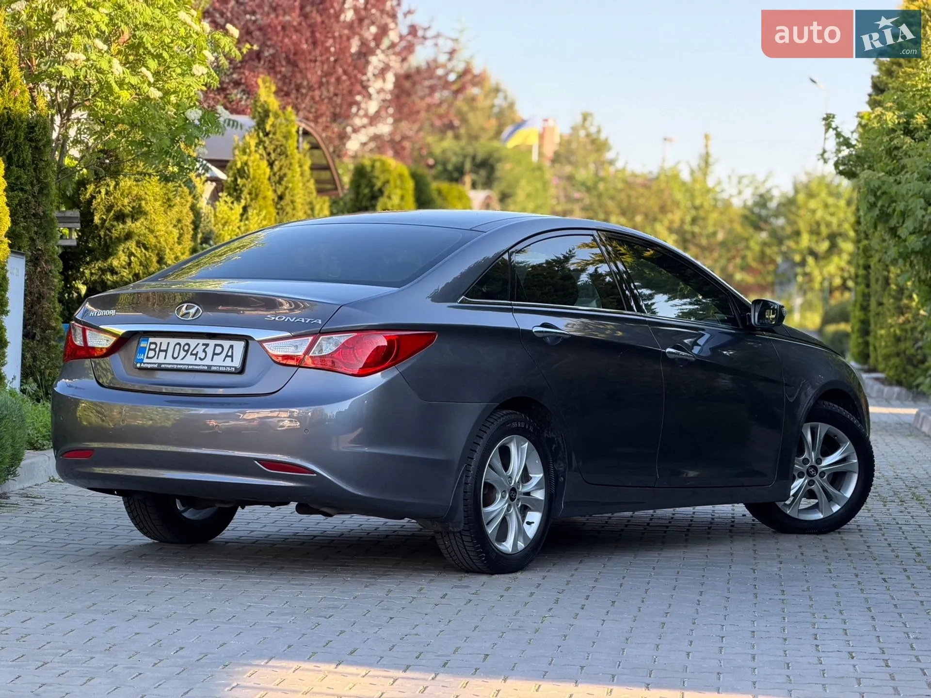 2010 Hyundai Sonata - мініатюра 8