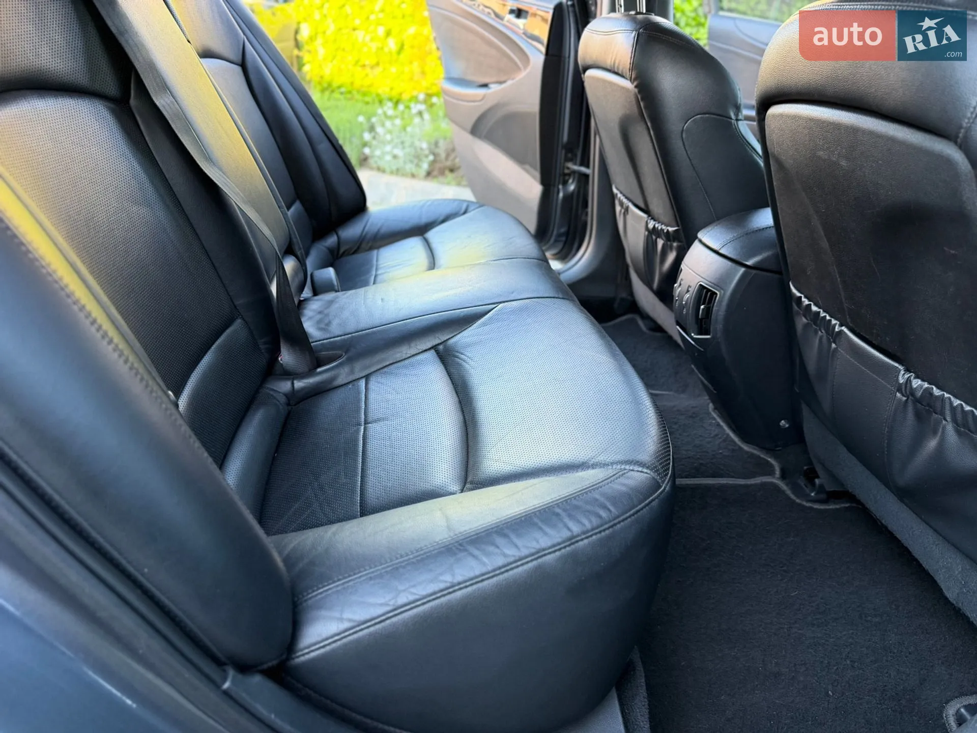 2010 Hyundai Sonata - мініатюра 24