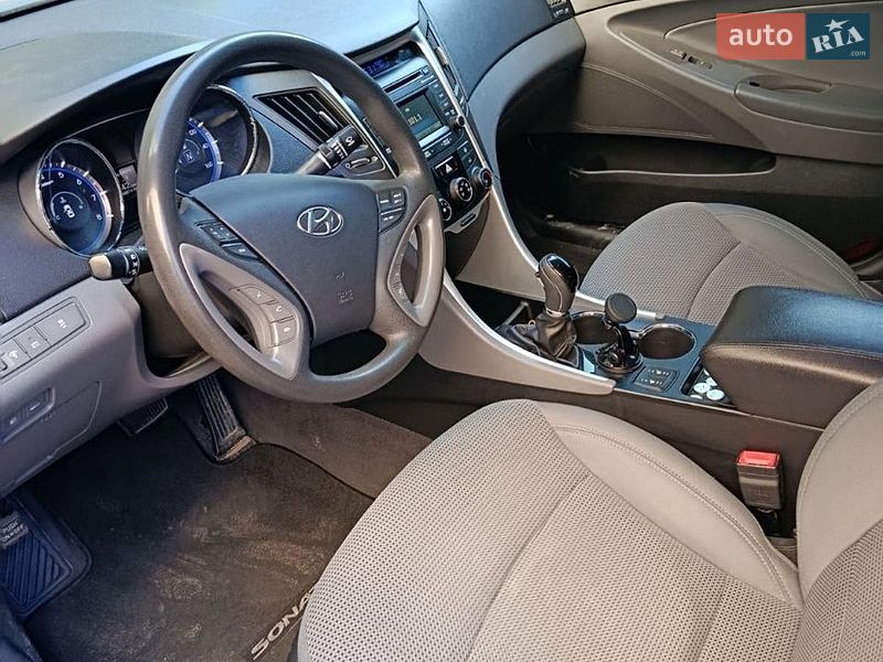 Седан Hyundai Sonata 2014 в Киеве