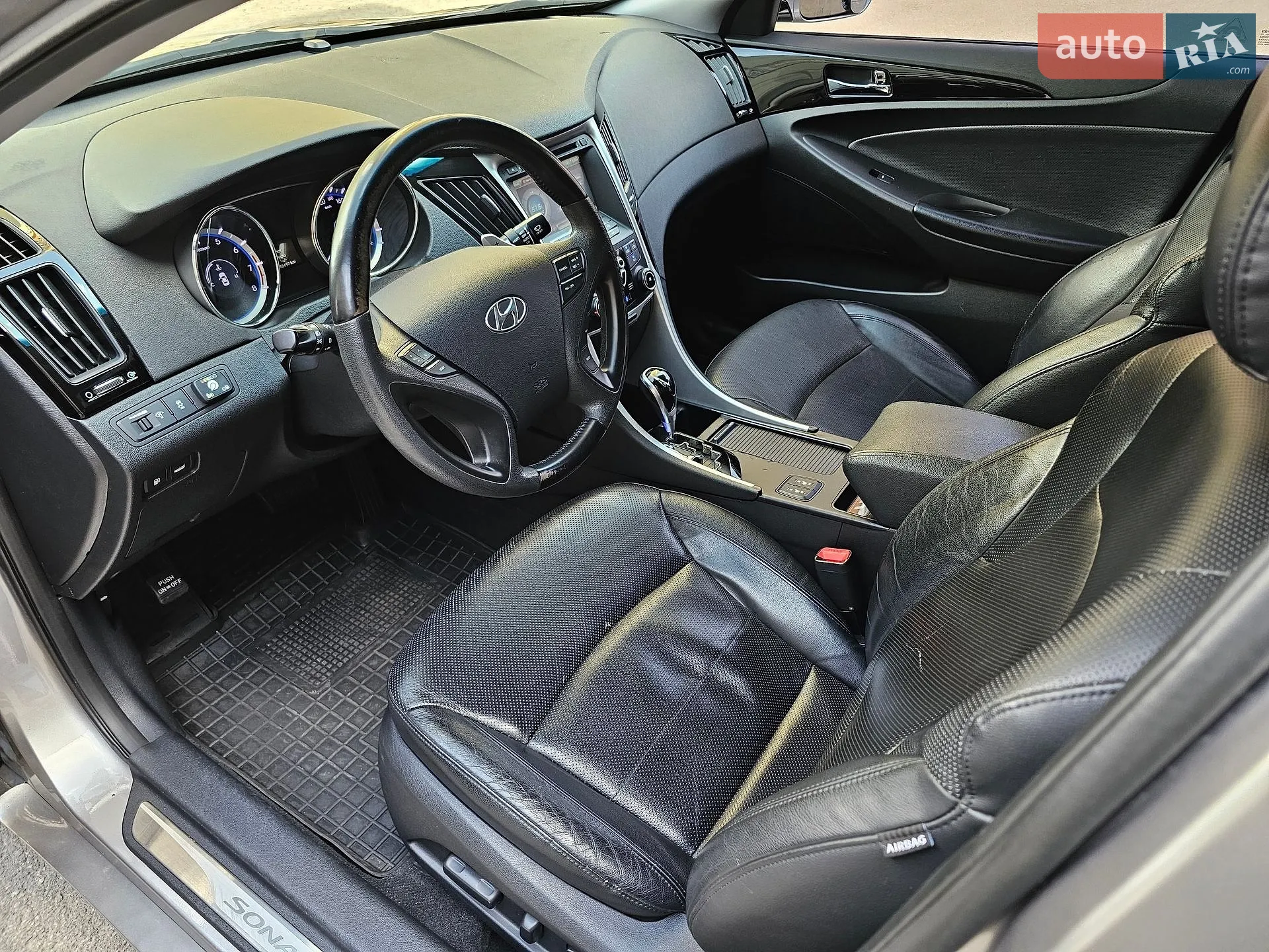 2010 Hyundai Sonata - мініатюра 28