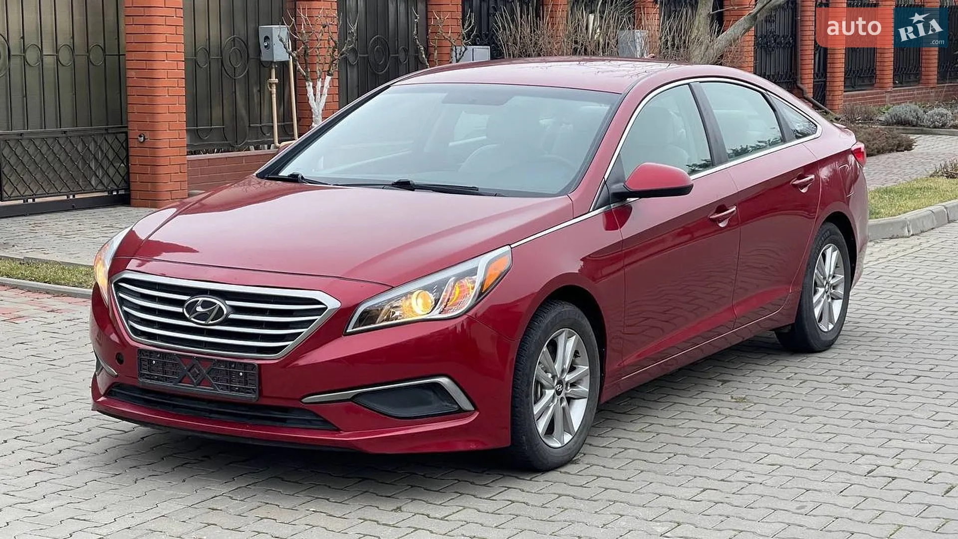 2016 Hyundai Sonata - фото 1