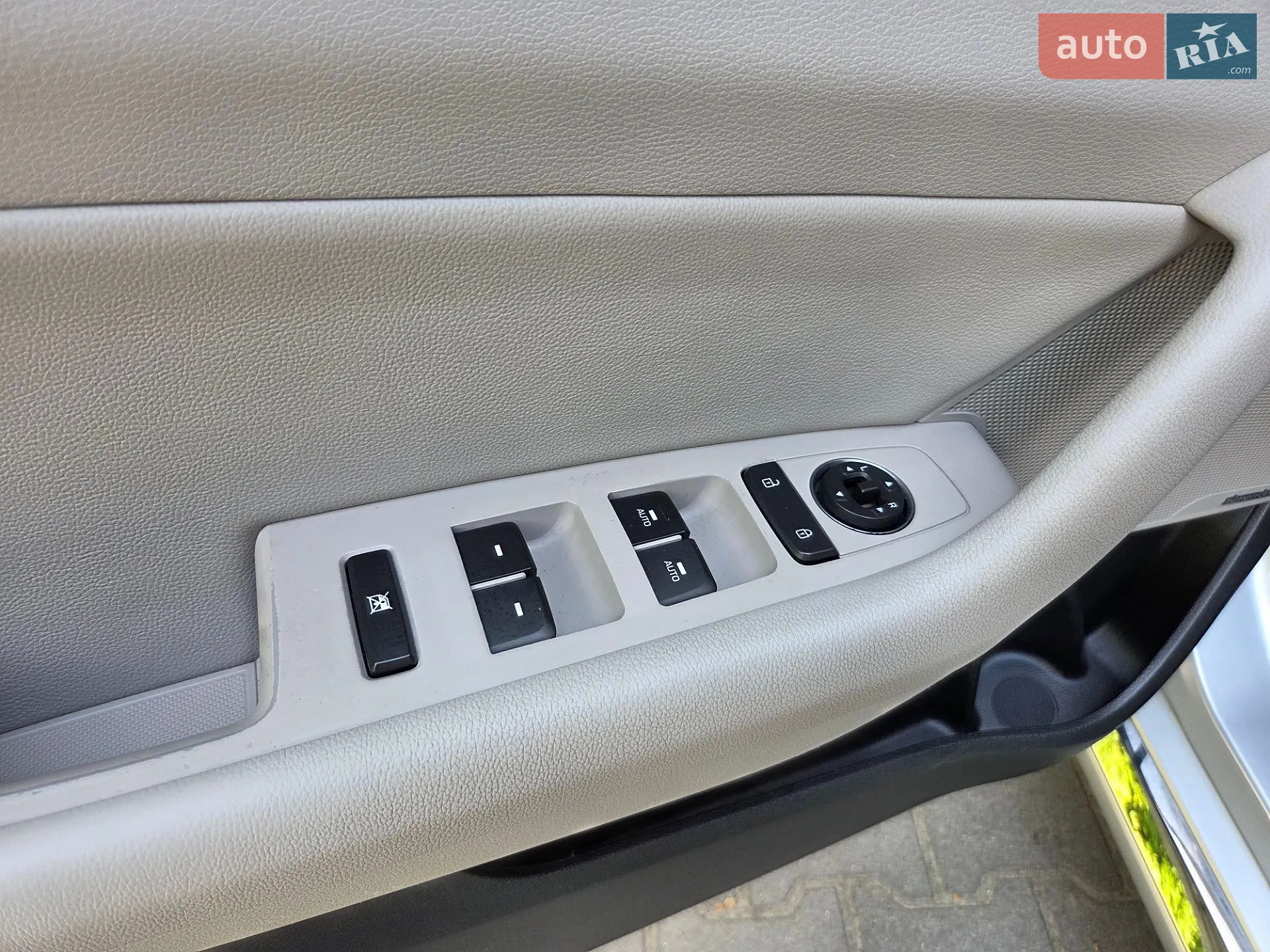 2014 Hyundai Sonata - мініатюра 23