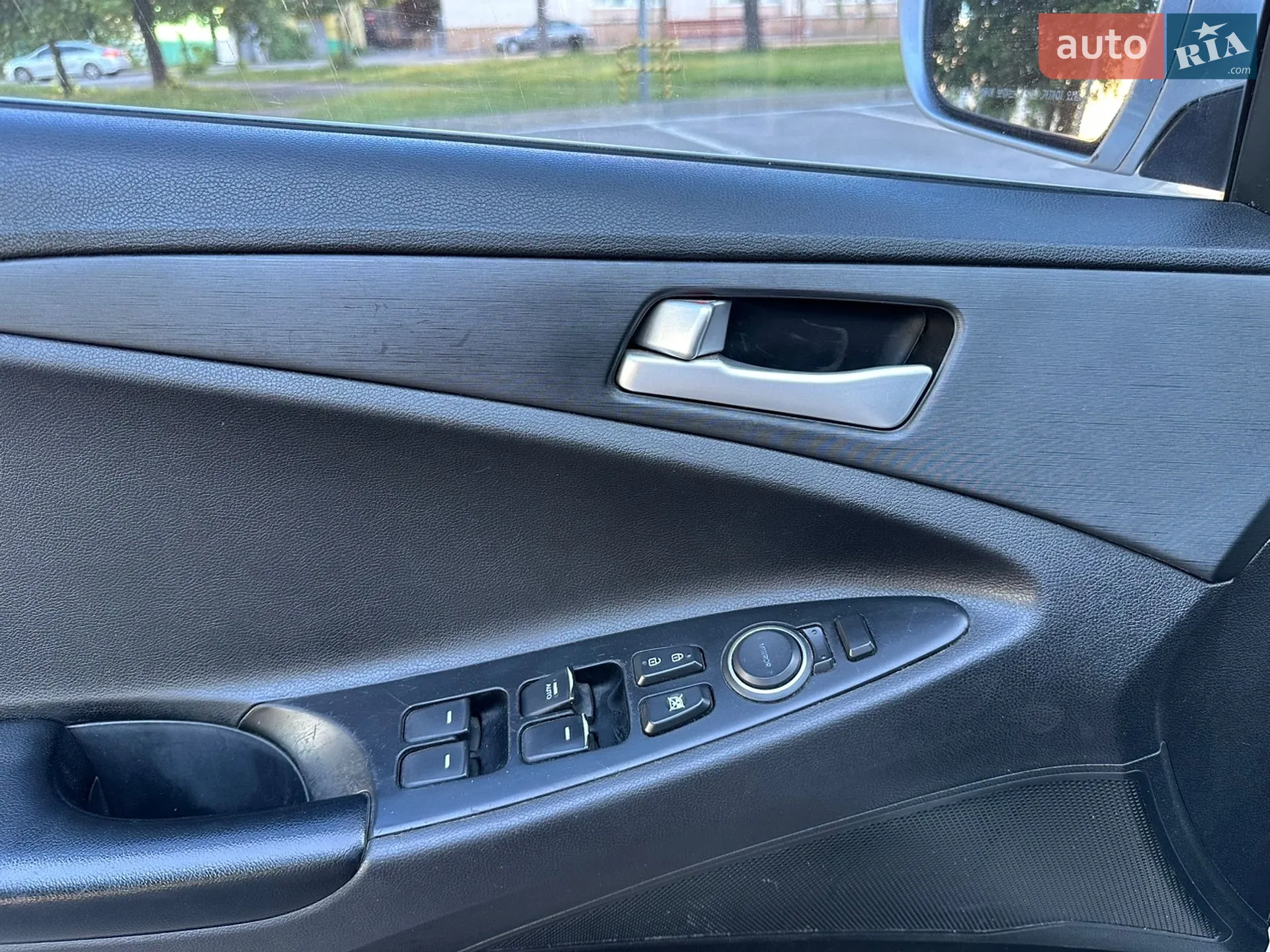 2013 Hyundai Sonata - мініатюра 20