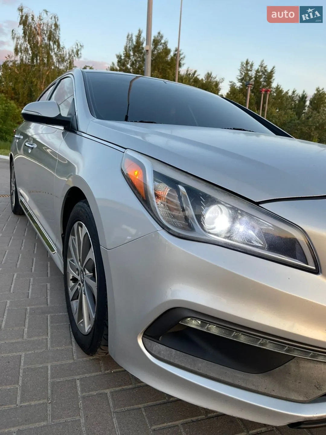 2014 Hyundai Sonata - мініатюра 9