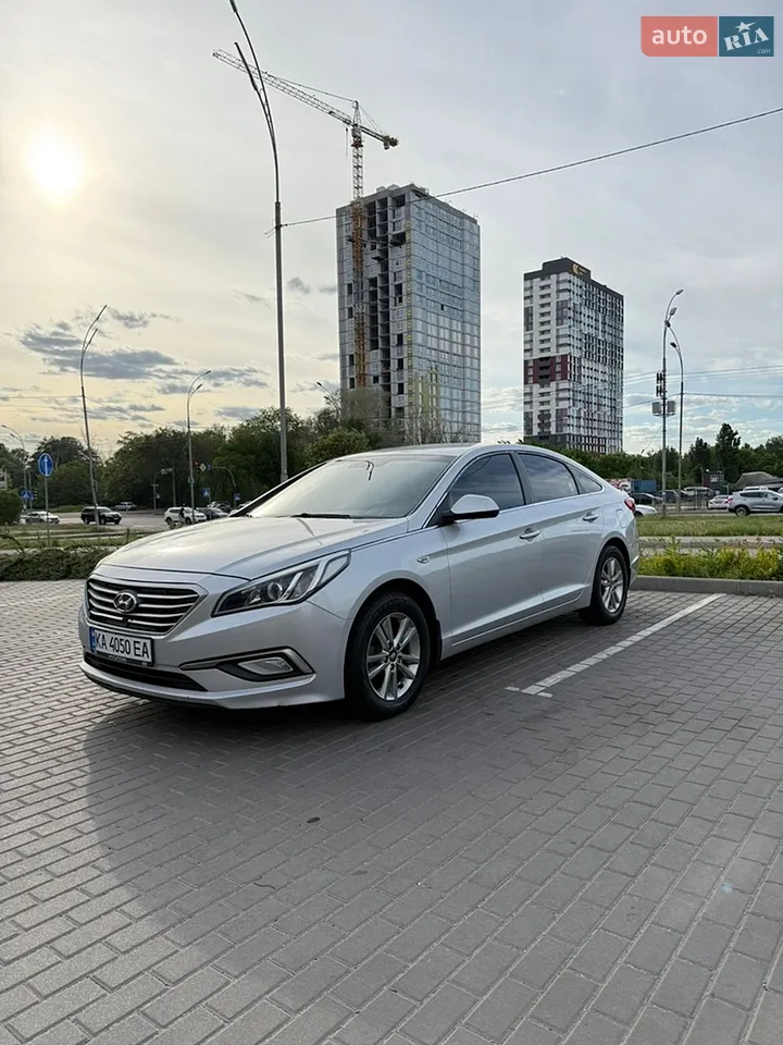2017 Hyundai Sonata - мініатюра 12