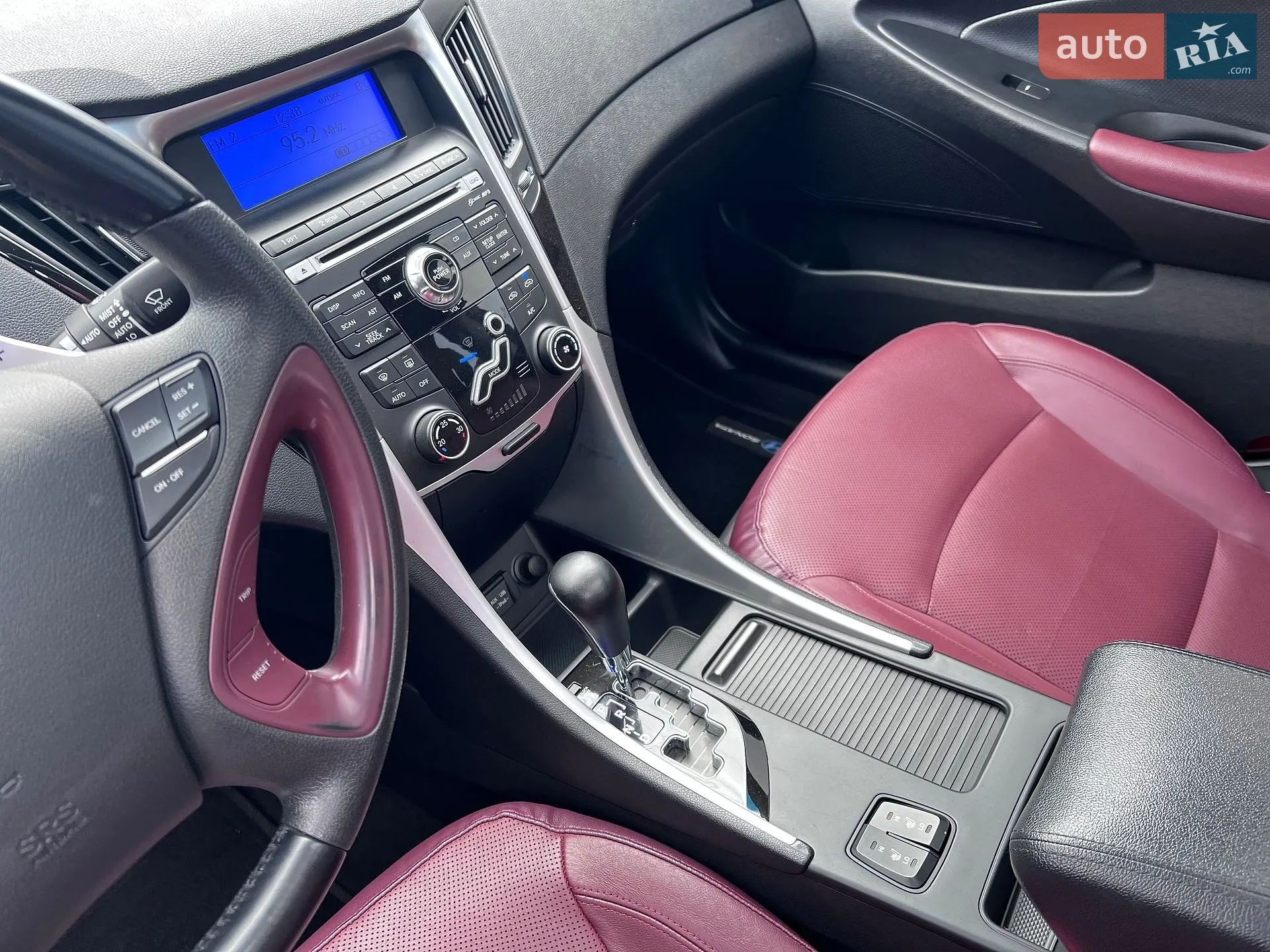 2011 Hyundai Sonata - мініатюра 40