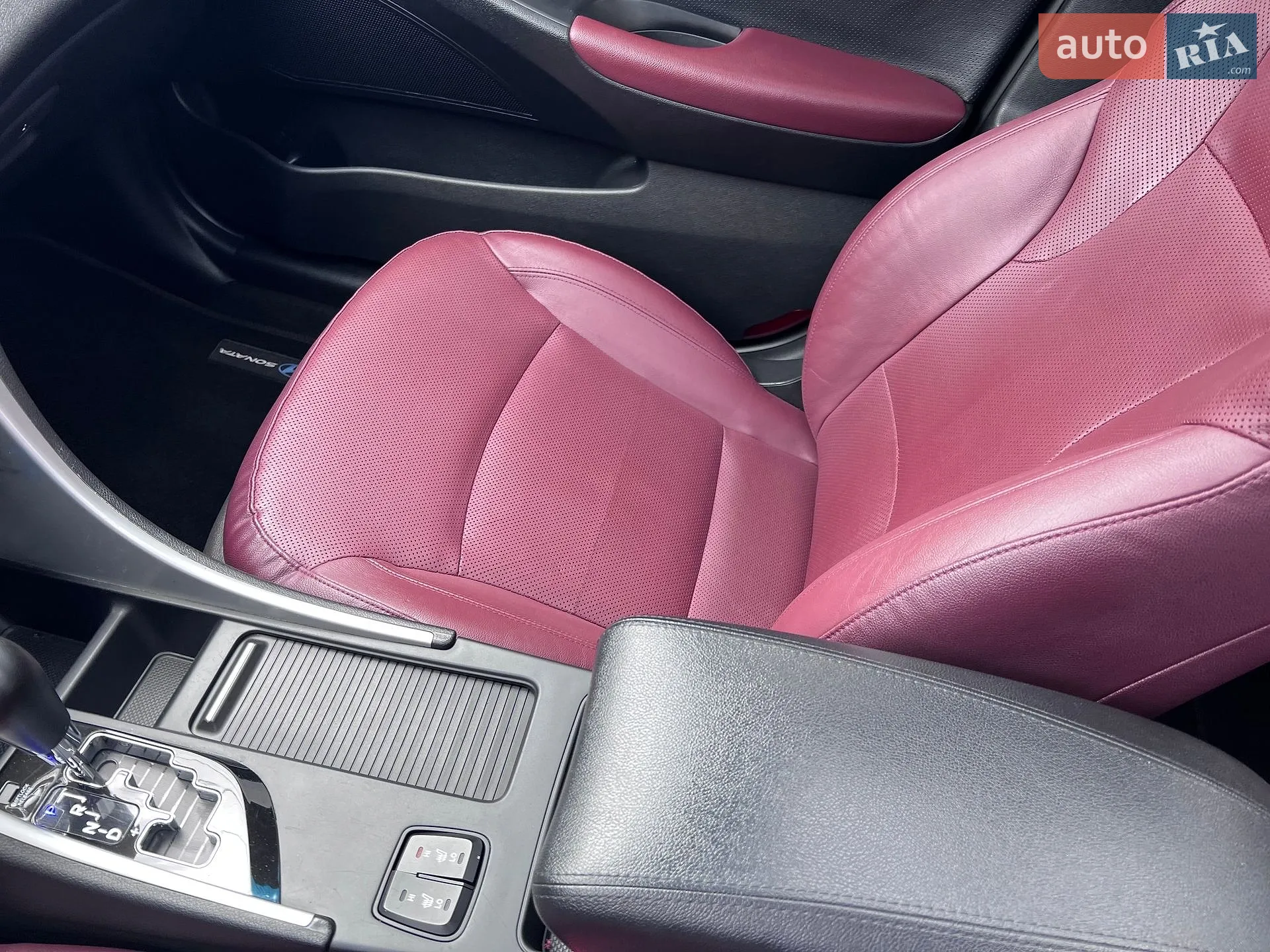 2011 Hyundai Sonata - мініатюра 41