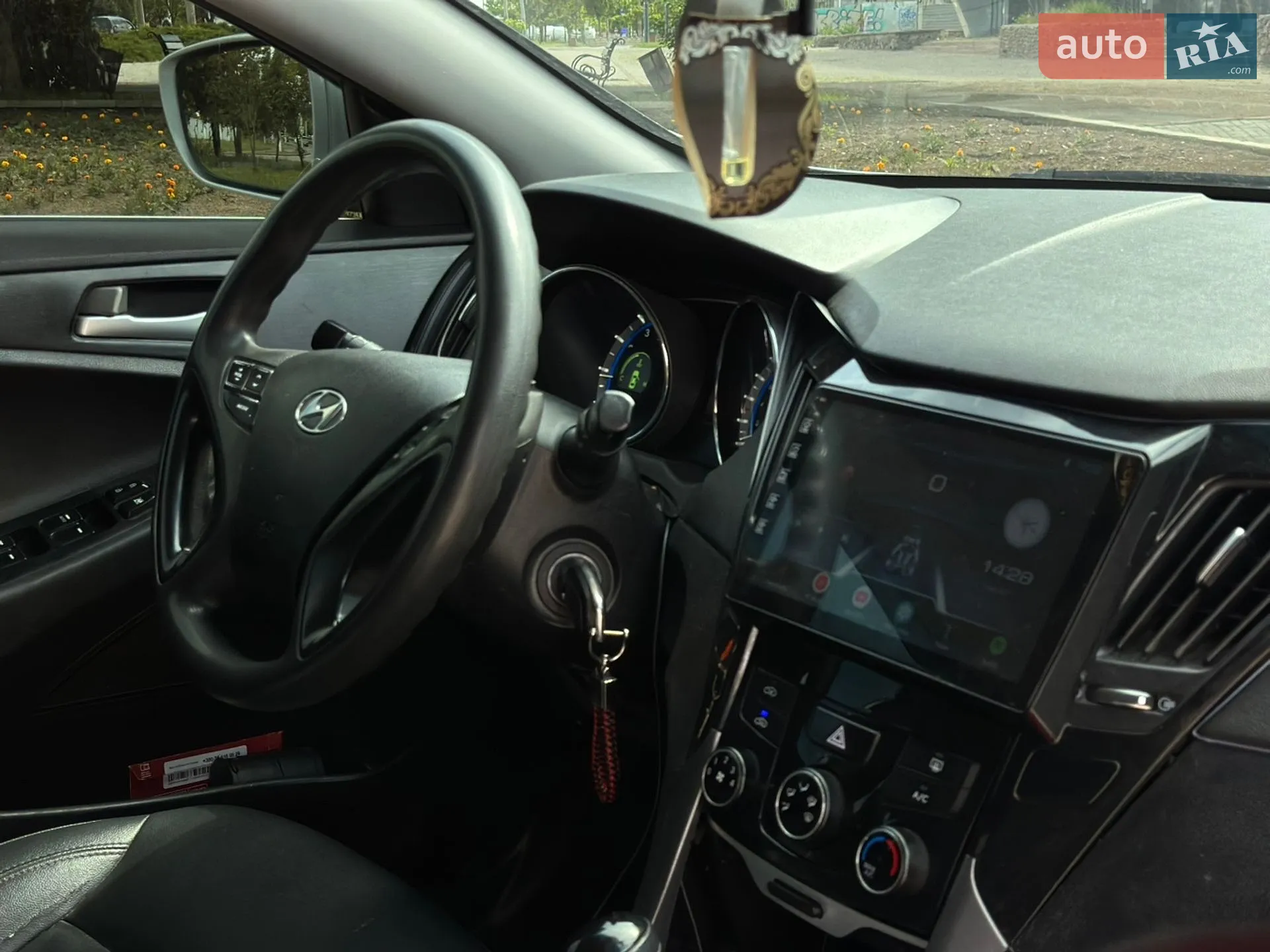 2013 Hyundai Sonata - мініатюра 11