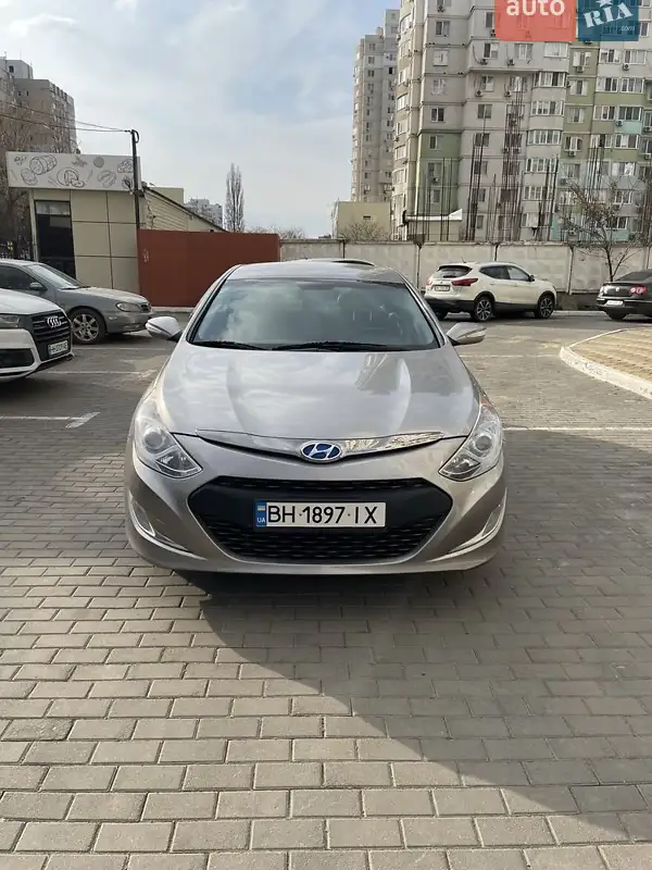 Hyundai Sonata