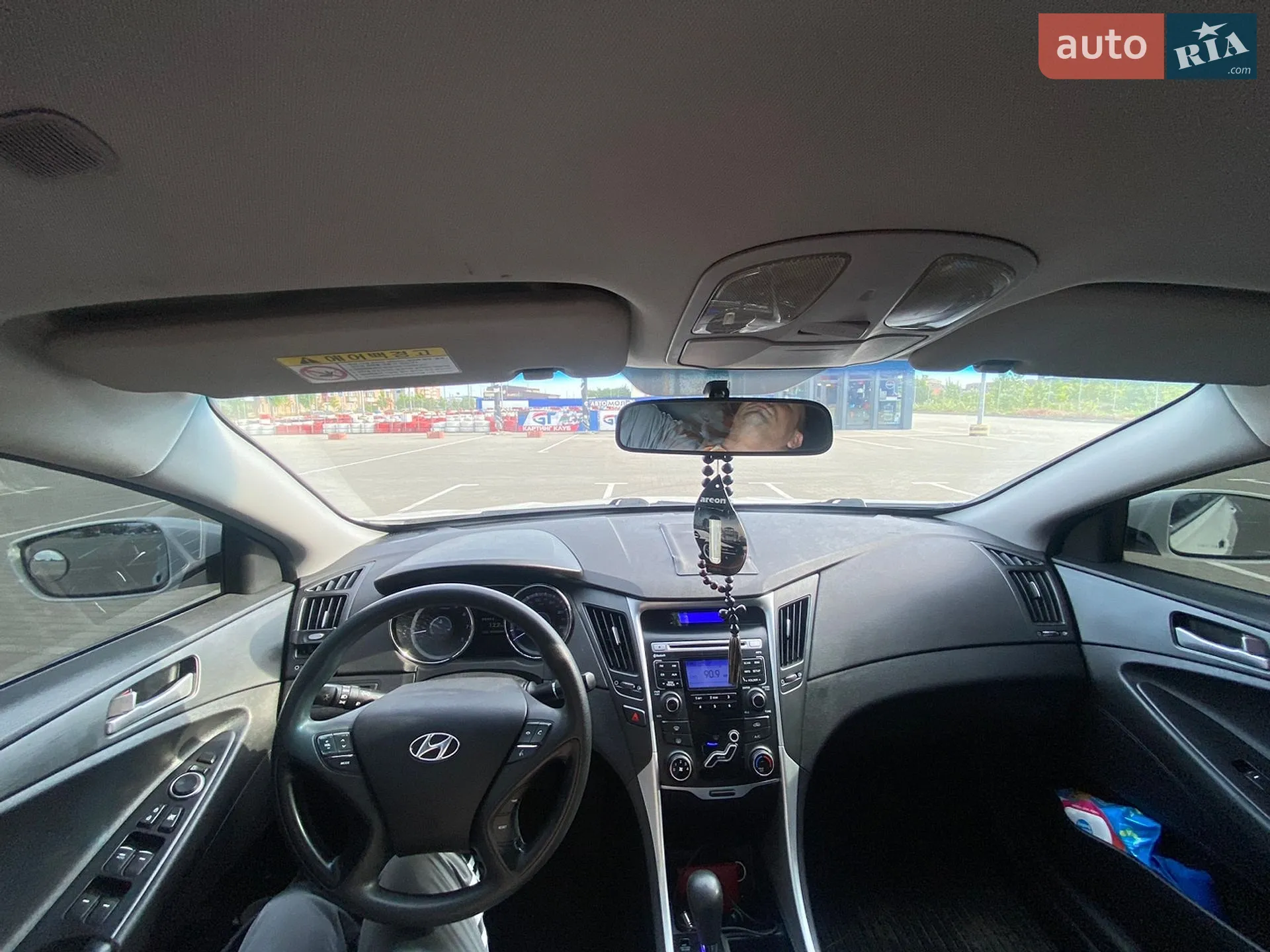2010 Hyundai Sonata - мініатюра 11